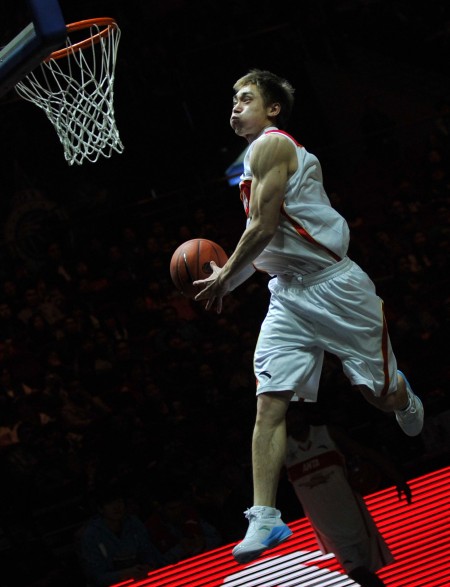 意媒：尤文将续约伊尔迪兹视为俱乐部的绝对优先事项（意大利媒体：尤文将与伊尔迪兹续约列为头等大事）