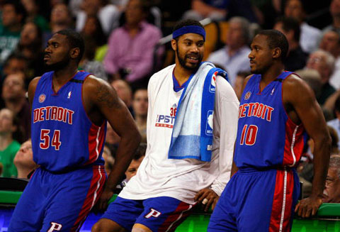 尤文客战克雷莫内塞大名单：凯夫伦-图拉姆回归（尤文出征克雷莫内塞大名单公布：凯夫伦-图拉姆复出）