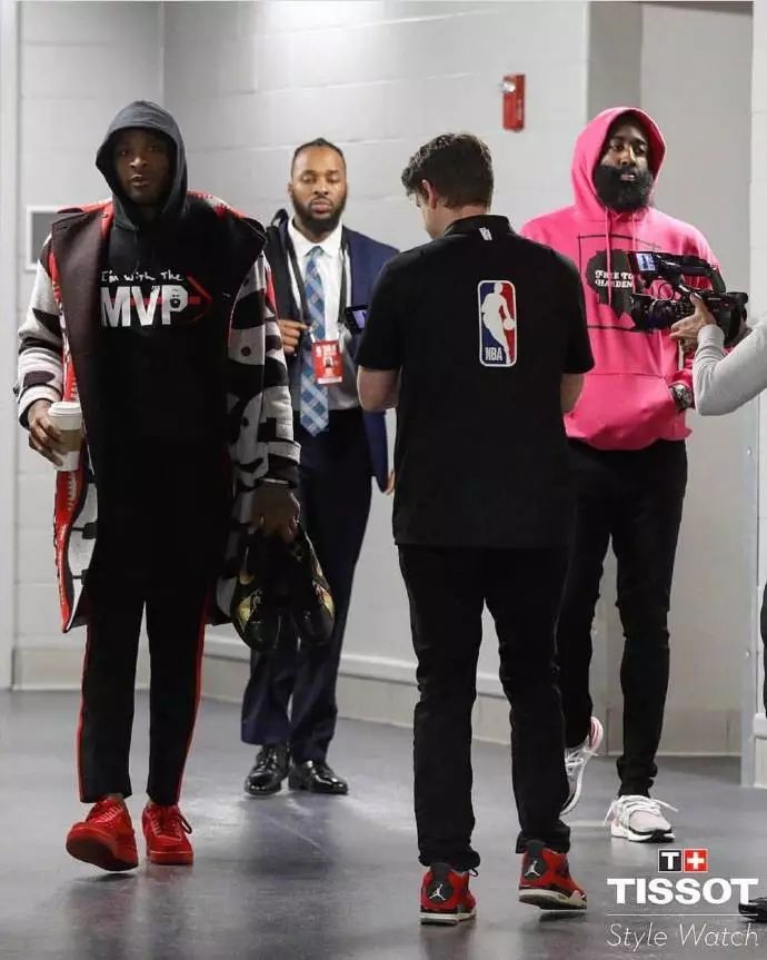 佩蒂特：巴萨仅靠亚马尔无法赢下欧冠，梅西当时也靠众星辅佐（佩蒂特：仅靠亚马尔难夺欧冠，梅西时代同样仰仗群星）