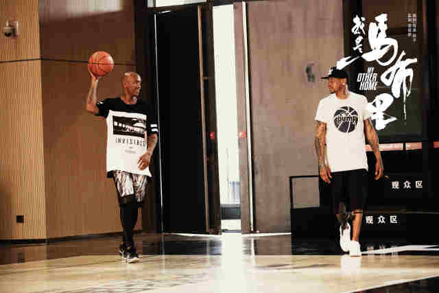 记者：姆巴佩和卡马文加无大碍，两人都将可出战埃尔切（记者：姆巴佩、卡马文加伤情无忧，均可出战埃尔切）