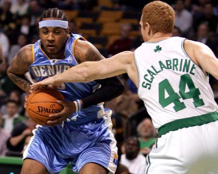 半场战报：乌迪内斯0-1热那亚，马利诺夫斯基点射（中场速报：热那亚1-0领先乌迪内斯，马利诺夫斯基点球破门）