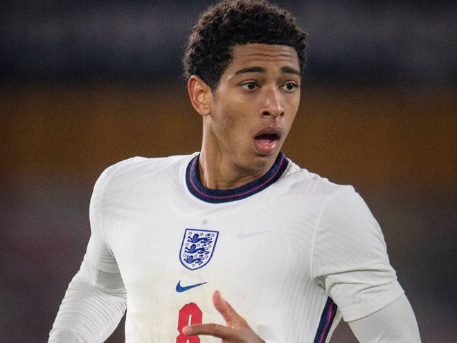 NBA季后赛焦点球员表现回顾（NBA季后赛核心球员表现盘点）