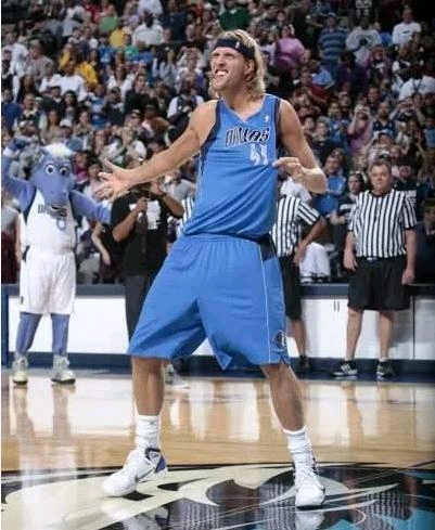 记者：于根伟没有参加国足主帅竞聘（记者：于根伟未参与国足主帅竞聘）