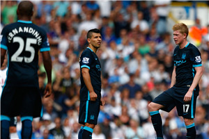 因扎吉执教巴勒莫客场3比1胜恩波利（因扎吉率领巴勒莫客场3-1力克恩波利）