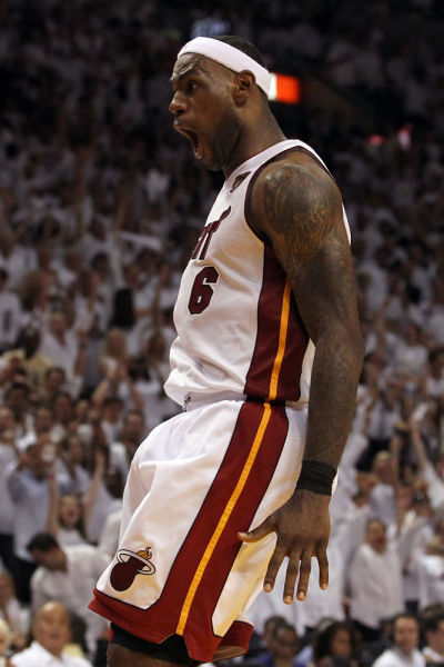 NBA：太阳替补群发威 轻取国王（NBA：太阳替补集体爆发 轻松击败国王）